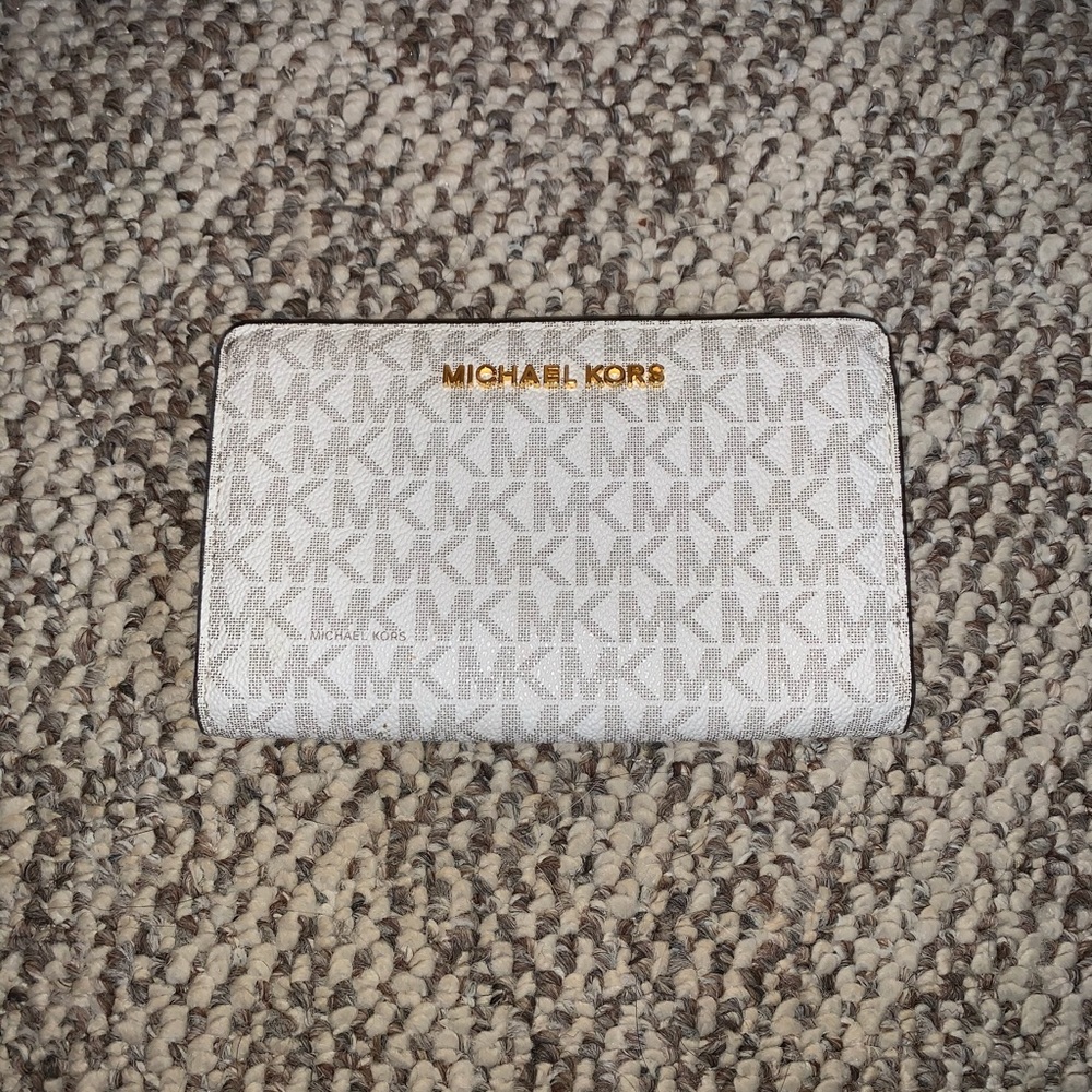 Michael Kors wallet